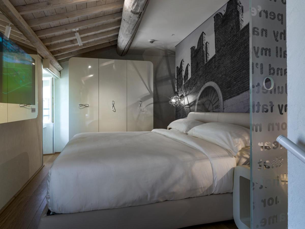 Lords Of Verona Luxury Apartments ภายนอก รูปภาพ
