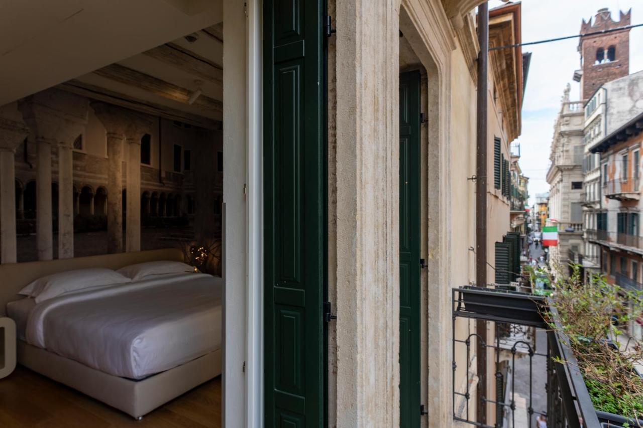 Lords Of Verona Luxury Apartments ภายนอก รูปภาพ