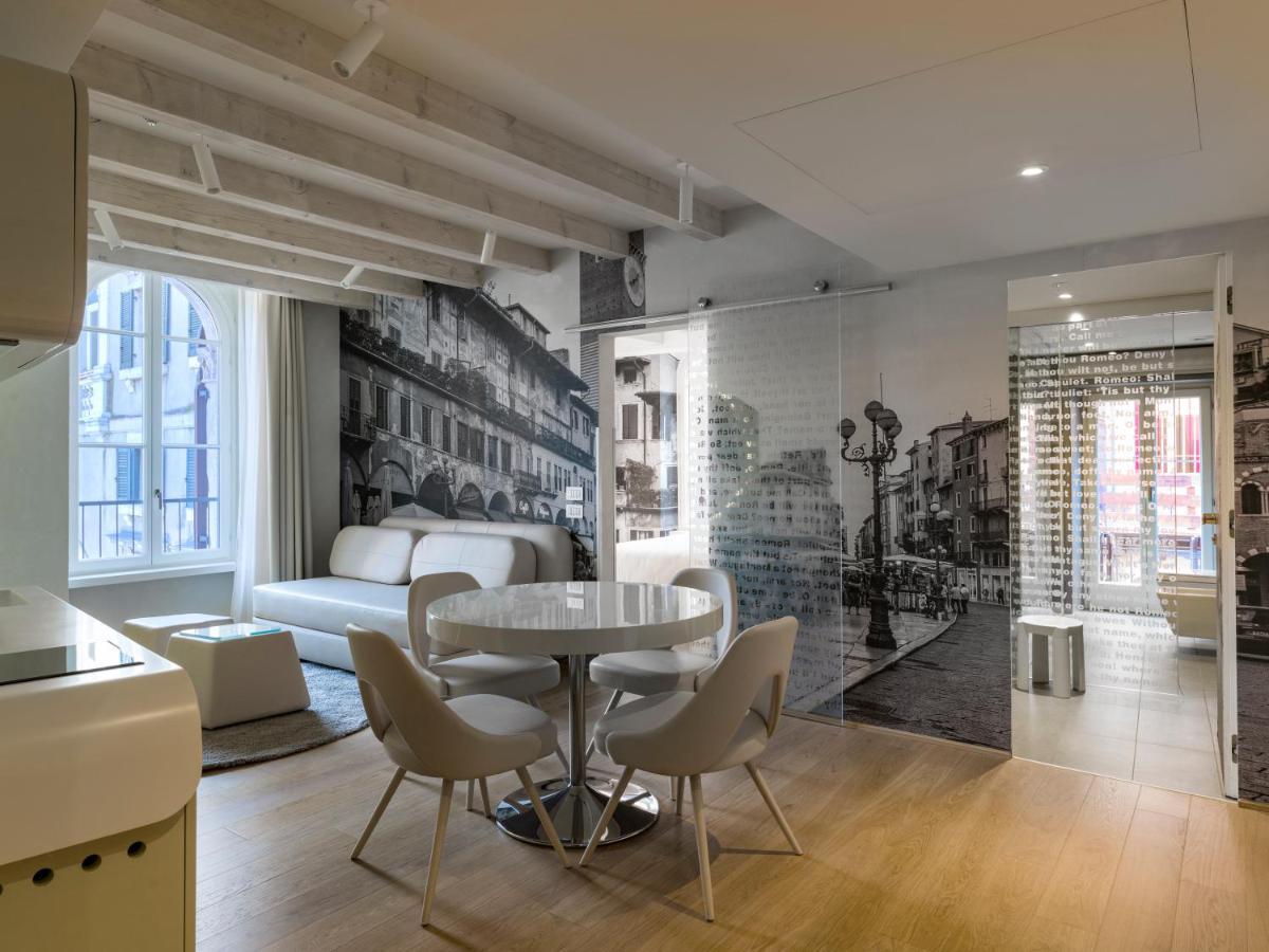 Lords Of Verona Luxury Apartments ภายนอก รูปภาพ