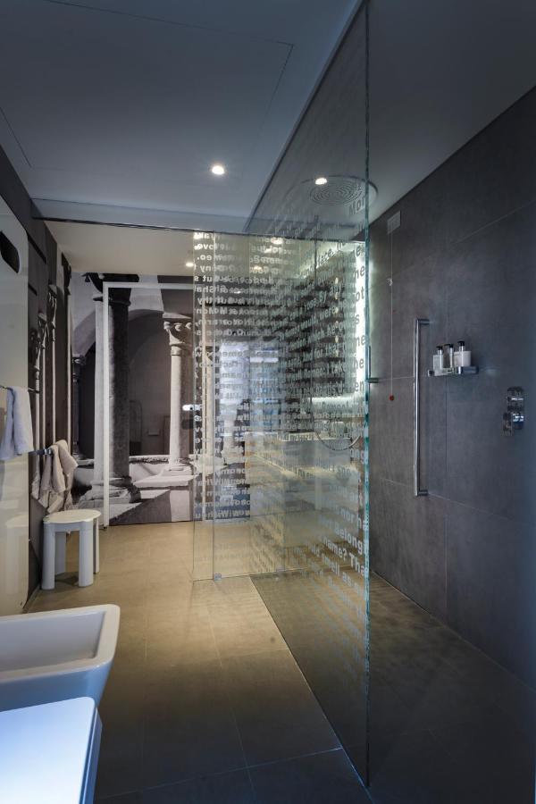 Lords Of Verona Luxury Apartments ภายนอก รูปภาพ