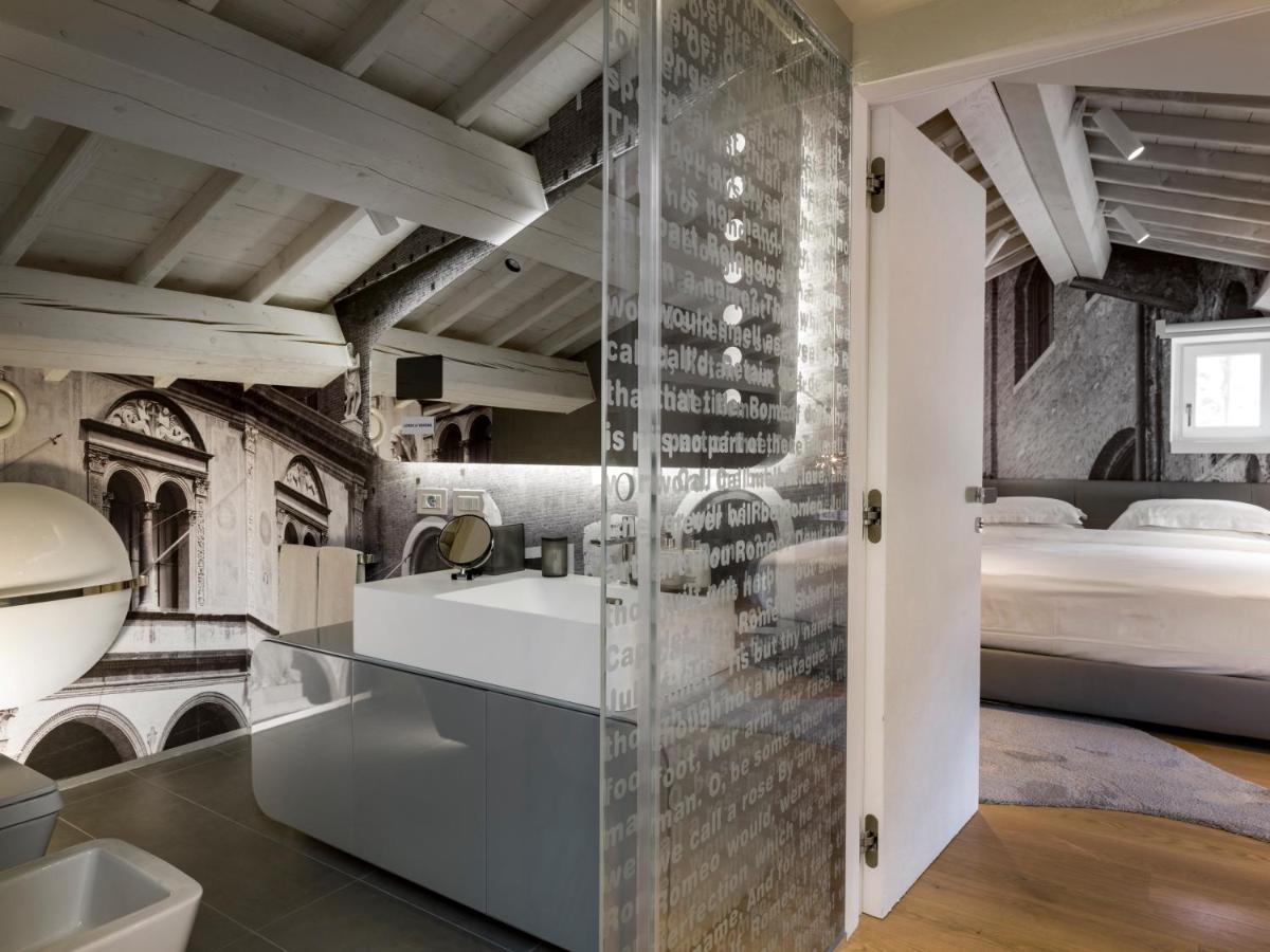 Lords Of Verona Luxury Apartments ภายนอก รูปภาพ