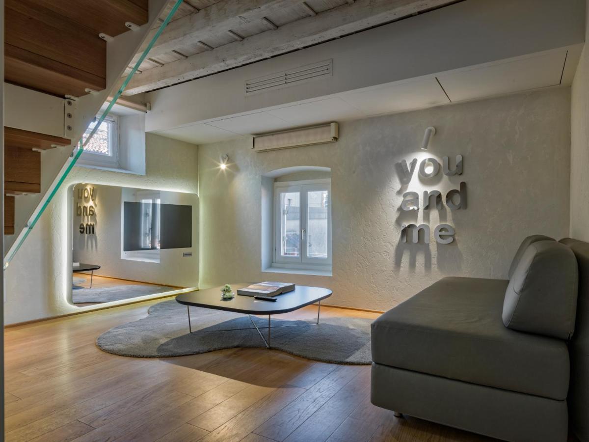 Lords Of Verona Luxury Apartments ภายนอก รูปภาพ